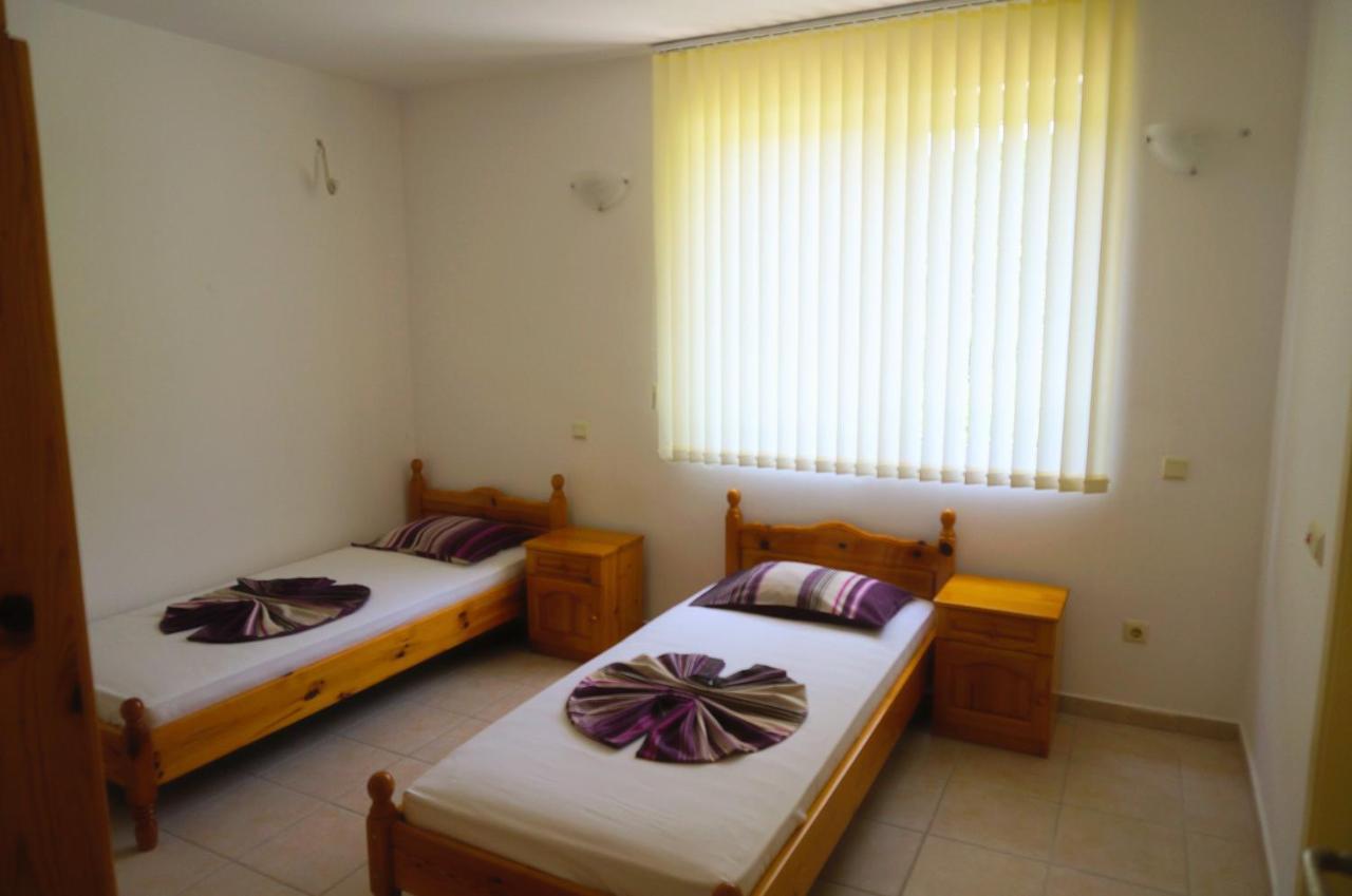 Апартамент Серена - Apartment Serena - Balchik Villa Zone Luaran gambar